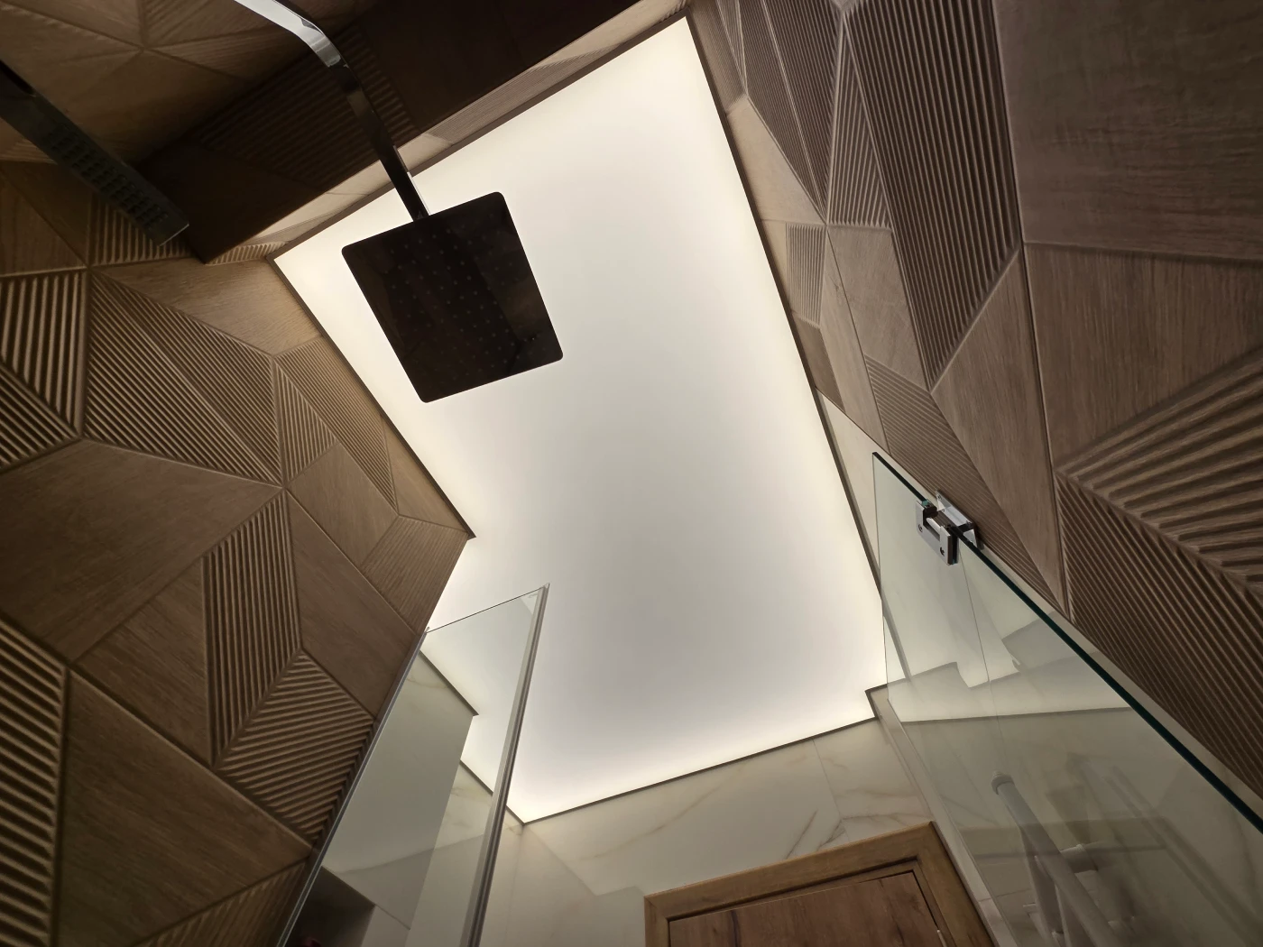 Изработка и монтаж опънати тавани Пловдив - професионални услуги Изработка и монтаж опънати тавани Пловдив - професионални услуги